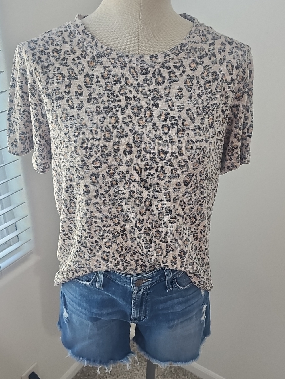 Z Supply Beige Leopard Short Sleeve Crewneck Tee